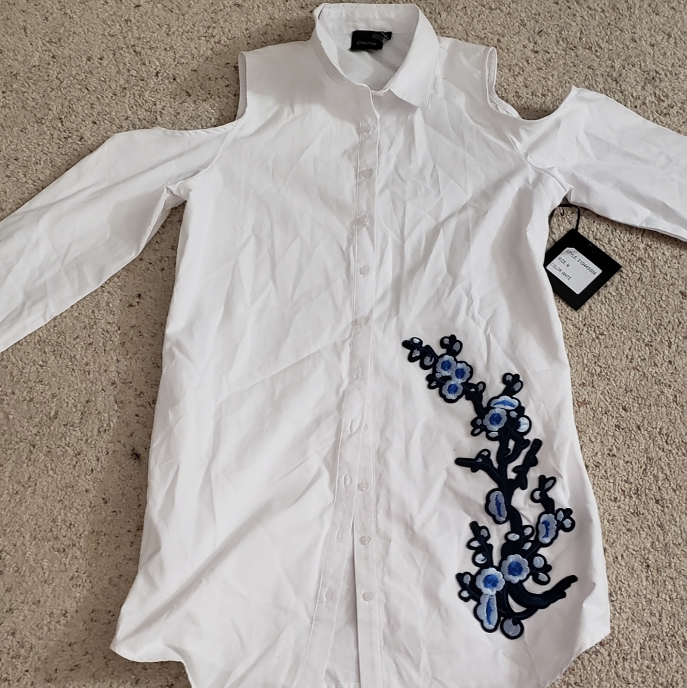 Cliche White button down shirt with patch,M. NWT.